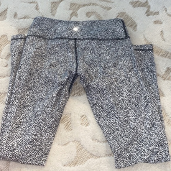 Lululemon Leggings - Picture 2 of 2